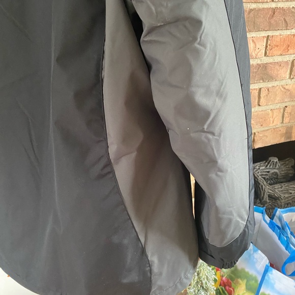 *NEW* Men’s 3 in 1 Ski Jacket with Toyota Emblem 🎿 - Picture 9 of 9